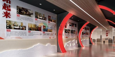 紅色文化展館設計中，如何構建一條完整故事線？